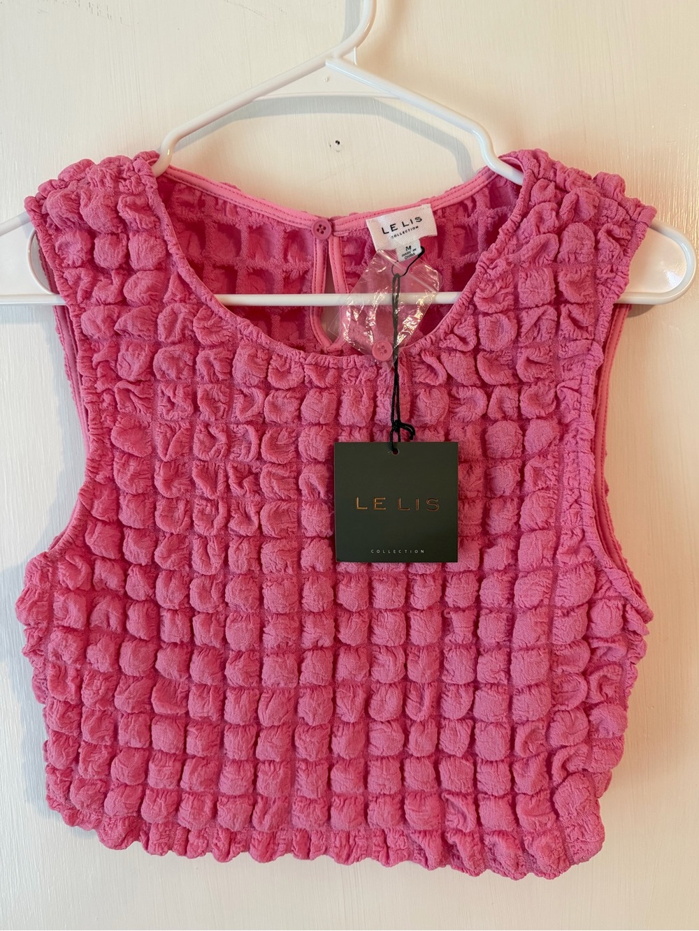 NWT Le Lis Collection Pink Bubble Textured Crop Top